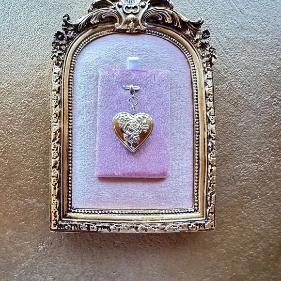 Heart Locket Charm Pendant With Floral Design In Stainless Steel Lobster Clasp - Picture 5 of 16